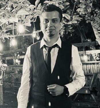 Ayhan KÜÇÜK